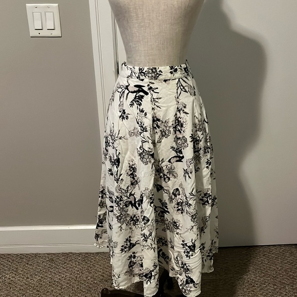 A-Line Floral Skirt - Picture 1 of 6